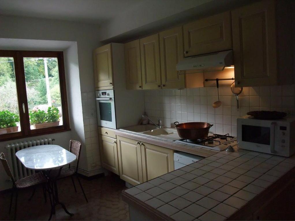 Le Domaine Du Grand Cellier Gites Appartement En Savoie Tournon-sur-Rhône المظهر الخارجي الصورة
