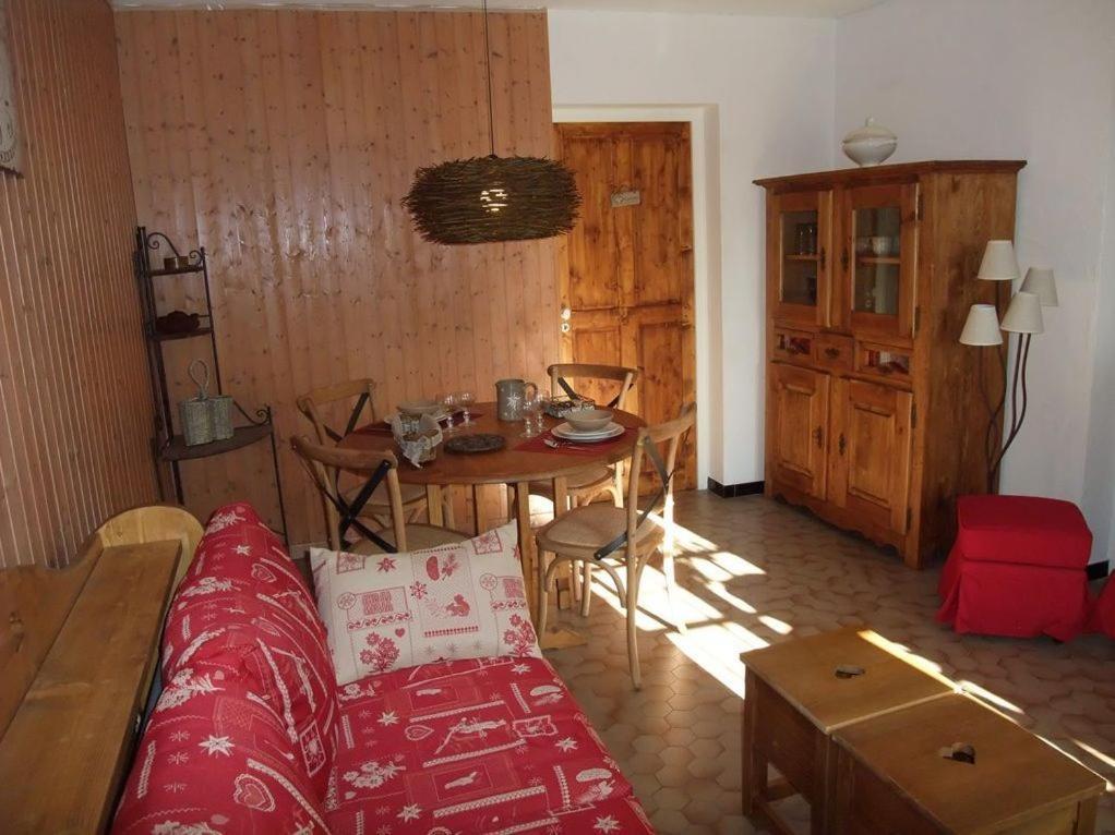 Le Domaine Du Grand Cellier Gites Appartement En Savoie Tournon-sur-Rhône الغرفة الصورة