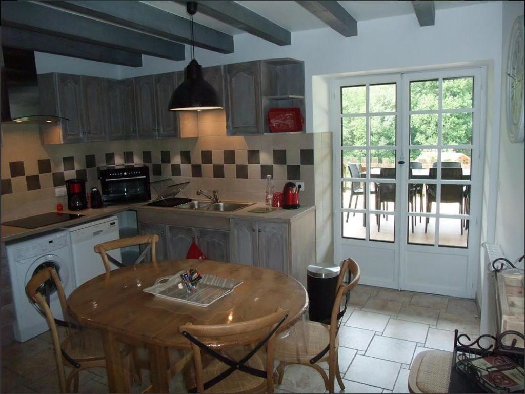 Le Domaine Du Grand Cellier Gites Appartement En Savoie Tournon-sur-Rhône الغرفة الصورة